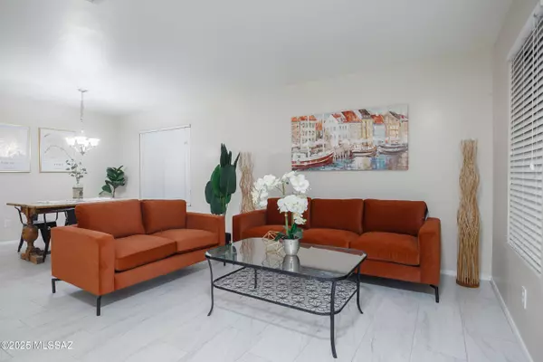 Tucson, AZ 85742,9267 N Red Diamond Avenue