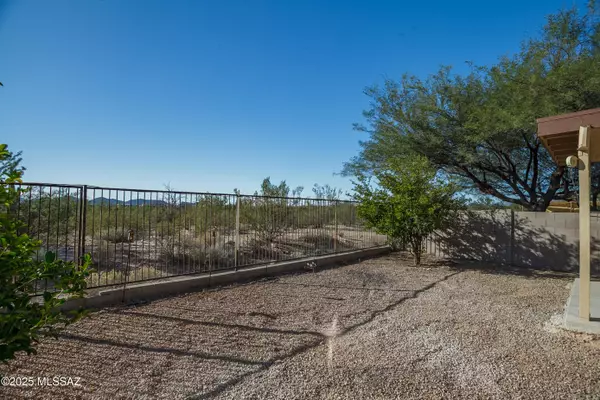 Tucson, AZ 85742,9267 N Red Diamond Avenue