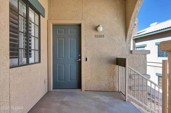 Tucson, AZ 85745,101 S Players Club Drive #11202