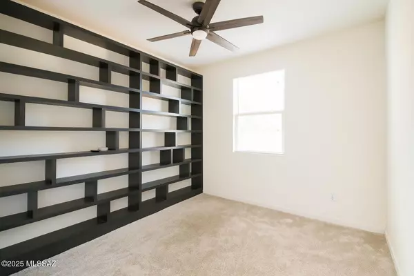 San Tan Valley, AZ 85143,4269 W Coneflower Lane