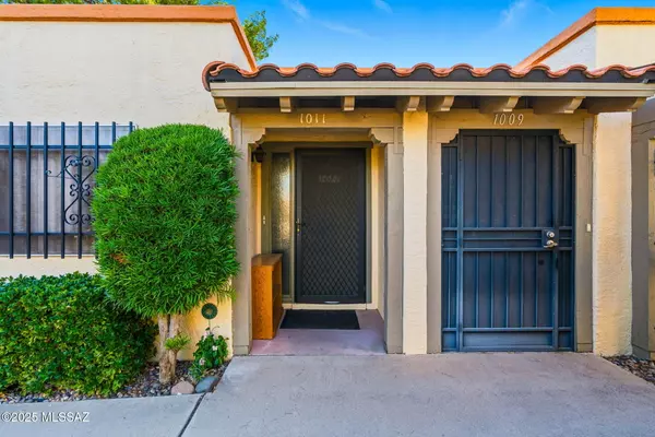 Green Valley, AZ 85614,1011 S Calle De Las Casitas