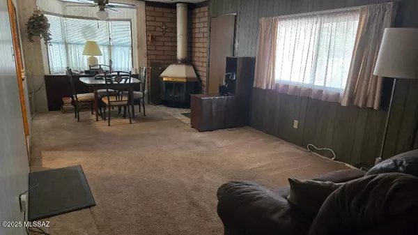 Tucson, AZ 85705,5451 N Royal Palm Drive