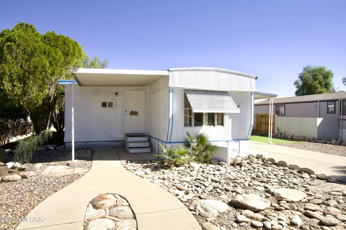 Tucson, AZ 85741,6330 N Orange Blossom Lane