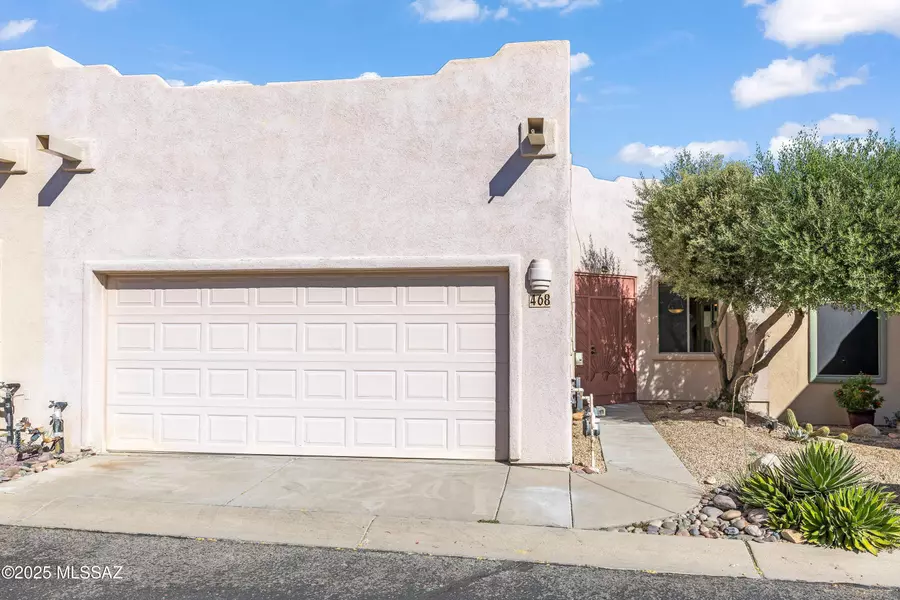 468 W Windham Boulevard, Green Valley, AZ 85614