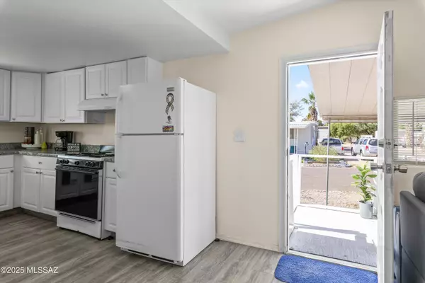 Tucson, AZ 85705,3000 N Romero Road #C7