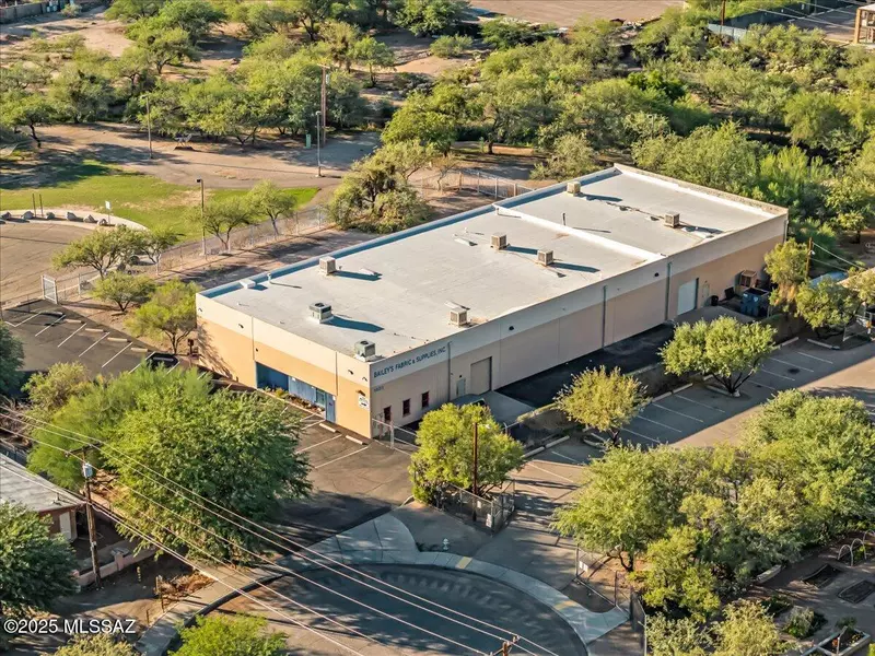 1401 N Bailey Lane, Tucson, AZ 85705