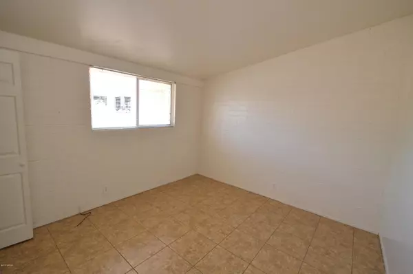 Tucson, AZ 85705,324 W Navajo Road