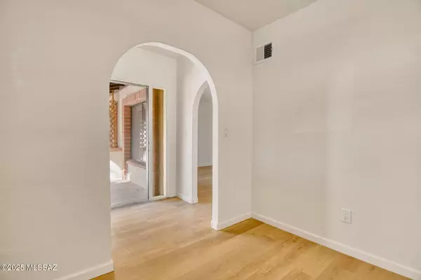 Tucson, AZ 85719,4108 N Via Villas