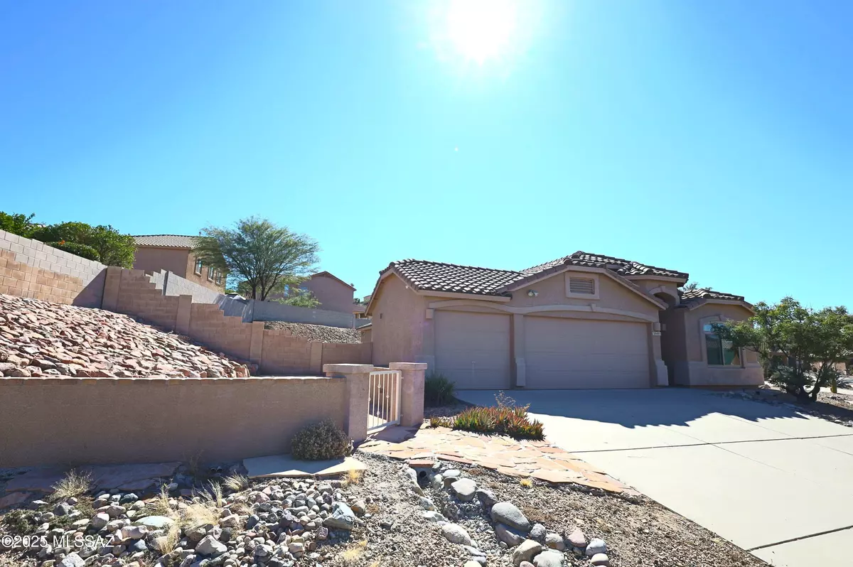 Saddlebrooke, AZ 85739,39495 Starship Drive