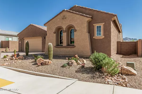 Tucson, AZ 85742,10936 N Ledge Stone Drive