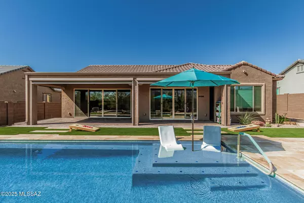 Tucson, AZ 85742,10936 N Ledge Stone Drive