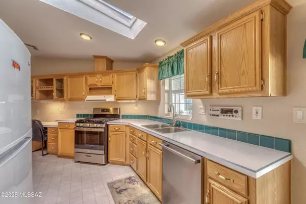 Tucson, AZ 85746,6348 S Waterton Drive