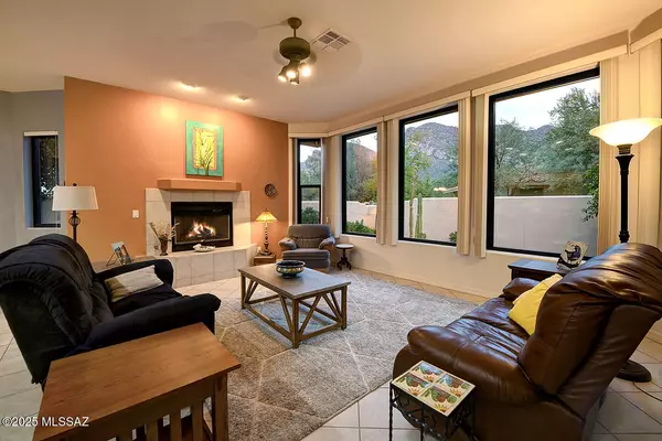 Tucson, AZ 85737,108 Silverstone Place