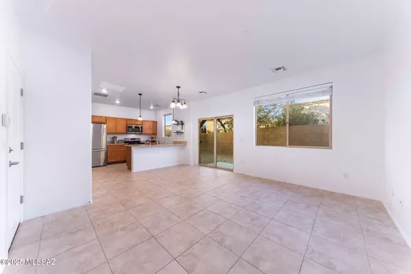 Tucson, AZ 85712,4255 E Columbus Park Place