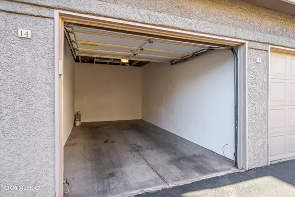 Tucson, AZ 85737,1500 E Pusch Wilderness Drive #5103