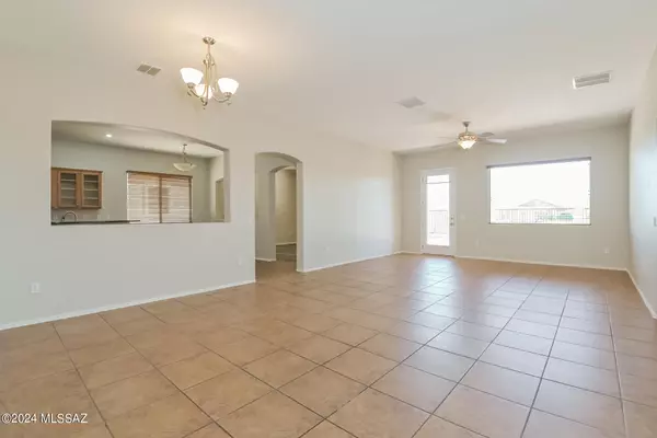 Tucson, AZ 85757,7577 S Granite Hill Drive
