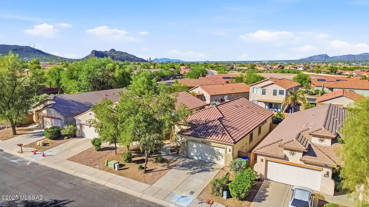 Tucson, AZ 85743,9682 N Deimos Drive