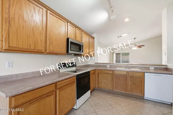 Tucson, AZ 85749,2440 N Creek Vista Drive