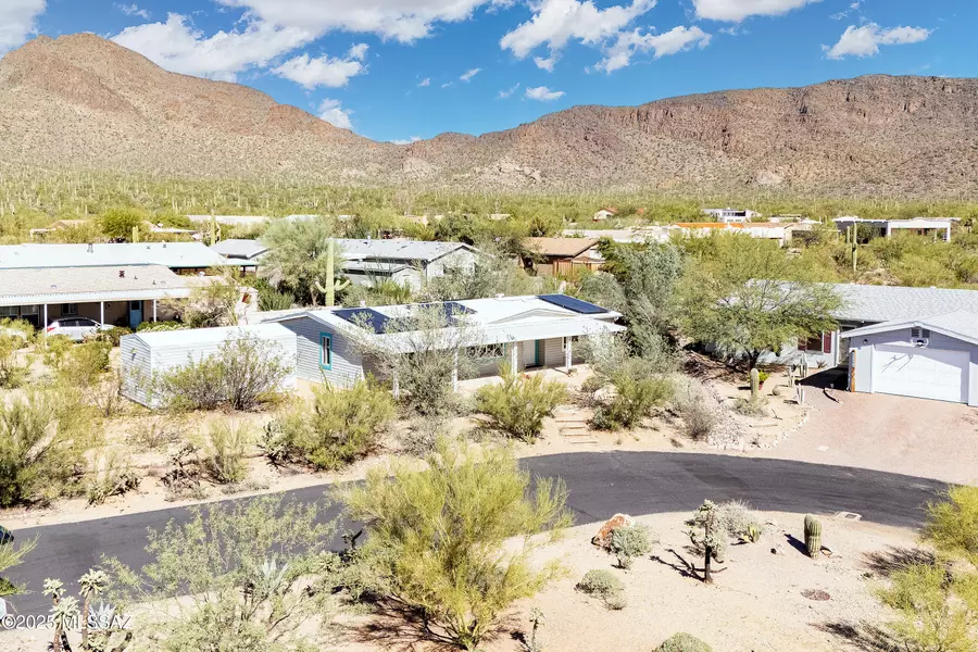 2081 S Diamond Bar Lane, Tucson, AZ 85713