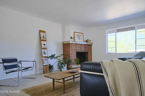 Tucson, AZ 85711,6002 E Eli Street