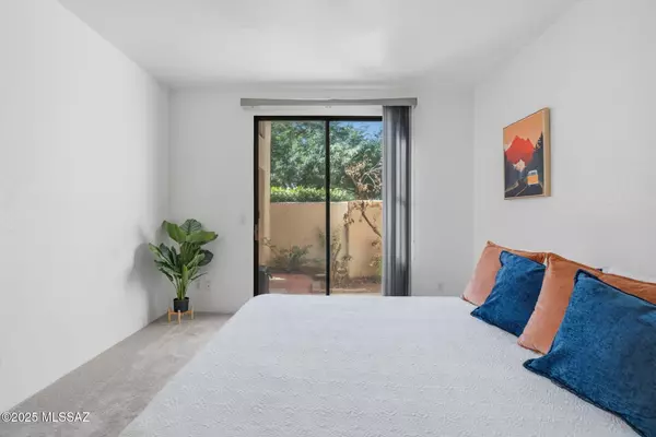 Tucson, AZ 85718,6353 N Vuelta Tajo #169