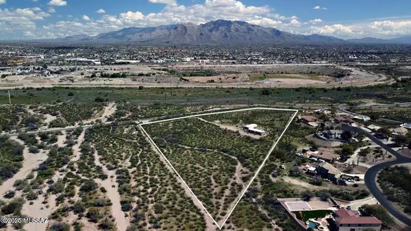 Tucson, AZ 85743,6055 N Silverbell Road