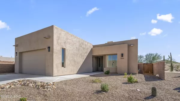 2049 W Spotted Toad Court, Tucson, AZ 85704