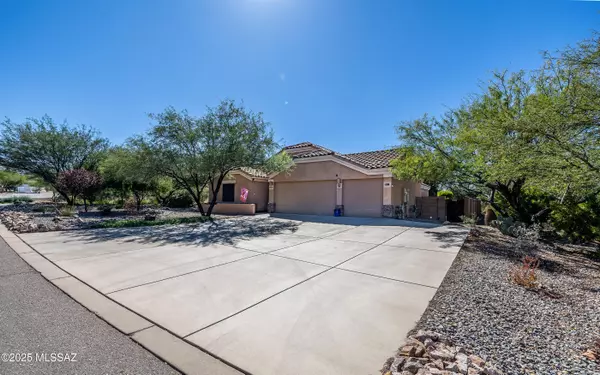 17226 S Azure Sky Trail, Vail, AZ 85641