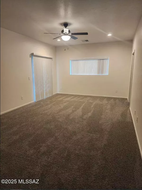 Sierra Vista, AZ 85635,433 S Meadowood Lane