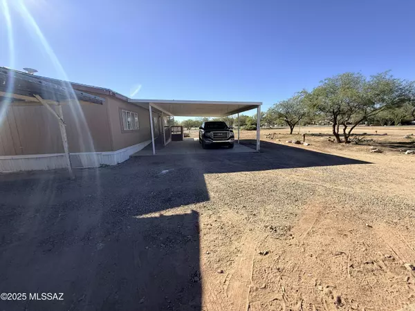 Benson, AZ 85602,995 E Sonora Verde Drive