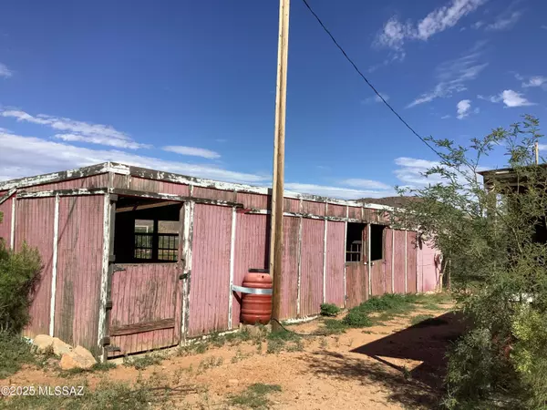 Elfrida, AZ 85610,6265 W Copper Bug Road