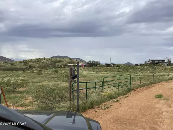 Elfrida, AZ 85610,6265 W Copper Bug Road