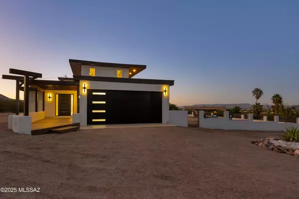 Tucson, AZ 85745,1601 N Blue Ridge Road