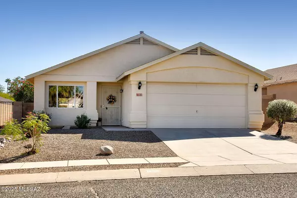 Tucson, AZ 85745,1382 N THUNDER RIDGE Drive