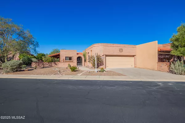 3808 S Via Del Reyecuelo, Green Valley, AZ 85622