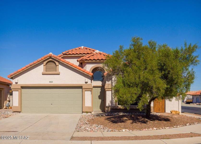 6454 W Wenden Way, Tucson, AZ 85743