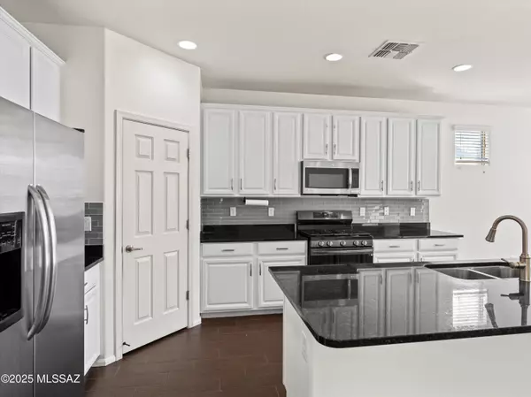 Marana, AZ 85658,11309 W Stone Hearth Street