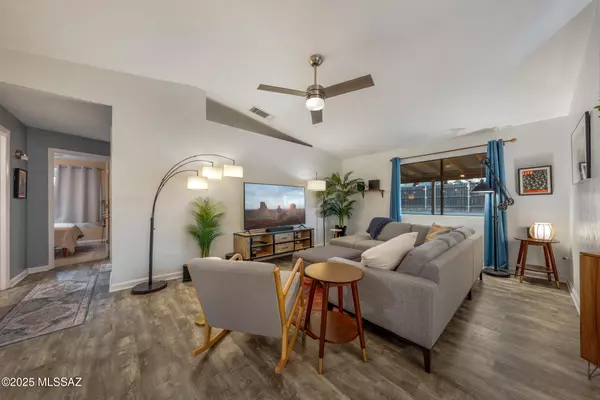 Tucson, AZ 85741,2625 W Flamebrook Road