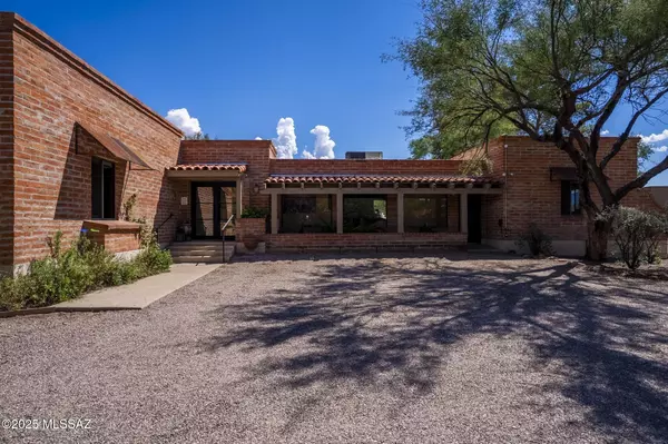 Tubac, AZ 85646,2340 Camino Shangrila