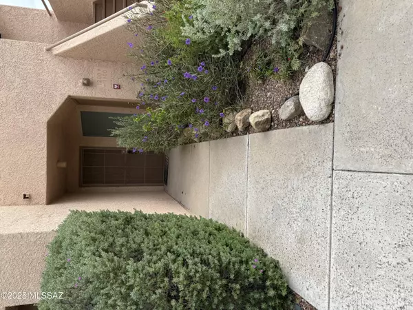 Tucson, AZ 85718,5675 N Camino Esplendora #1100