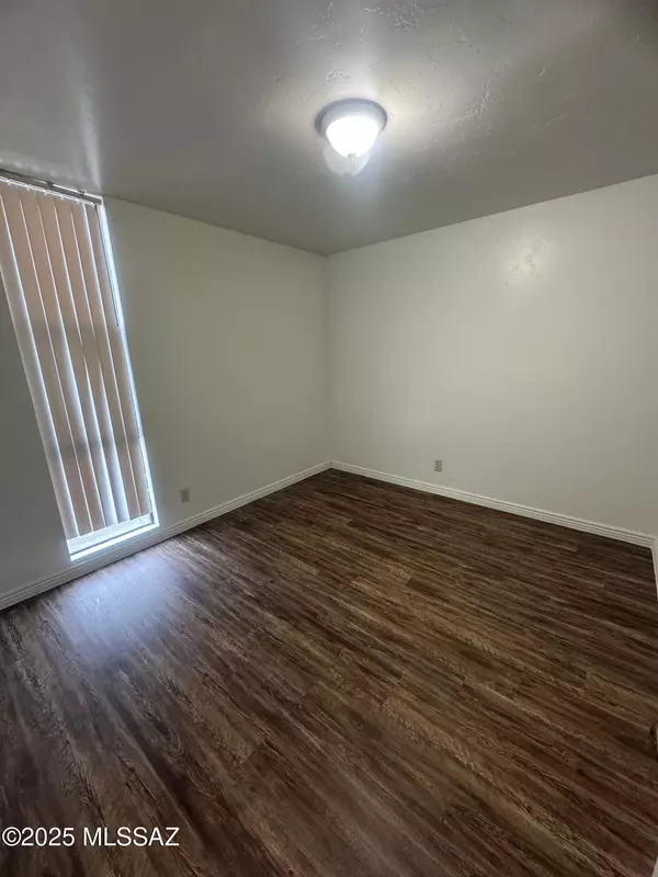 Tucson, AZ 85716,770 N Dodge Boulevard #22