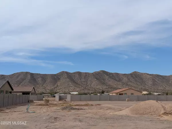 Casa Grande, AZ 85193,7977 Namaka Drive