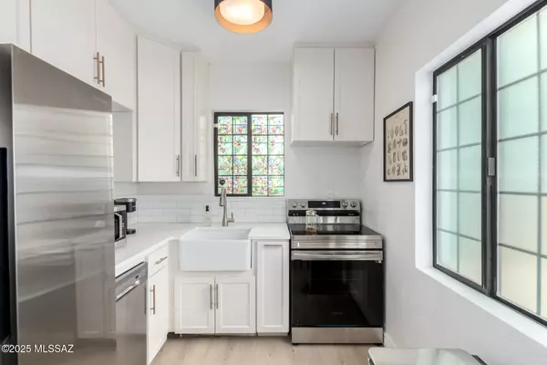 Tucson, AZ 85705,403 E Elm Street