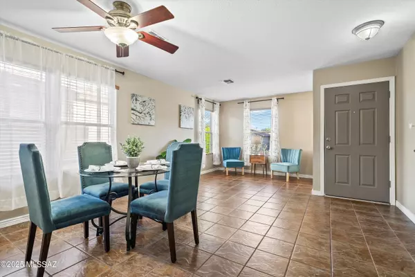 Tucson, AZ 85743,10069 N Blue Crossing Way