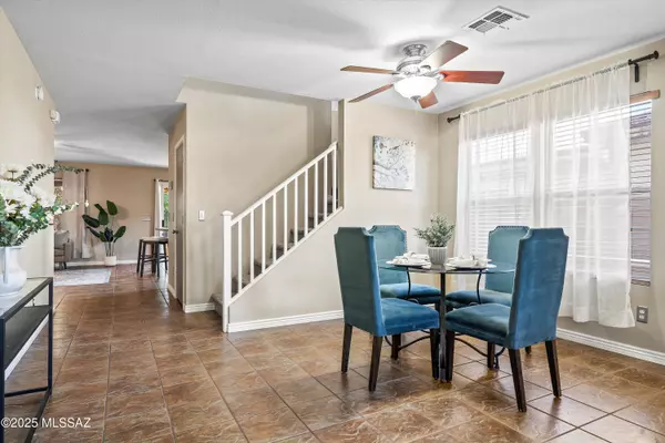 Tucson, AZ 85743,10069 N Blue Crossing Way