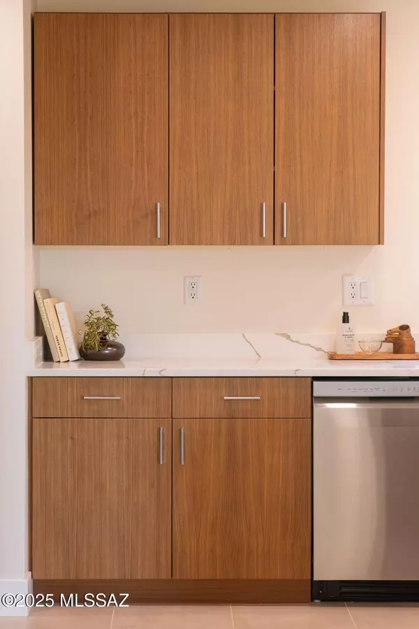 Tucson, AZ 85718,6401 N Camino Abbey