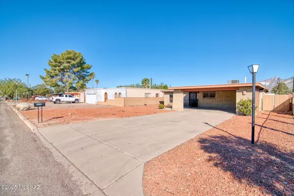 4541 E San Francisco Boulevard, Tucson, AZ 85712