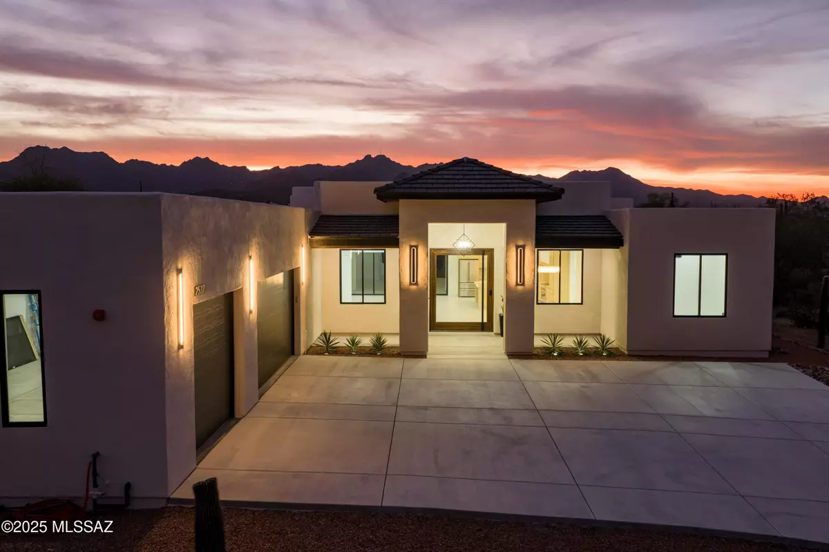 Tucson, AZ 85745,2537 N Lloyd Bush Drive