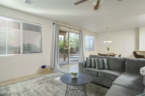 Tucson, AZ 85719,2849 N Silkie Place