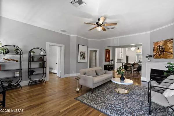 Tucson, AZ 85705,245 E University Boulevard